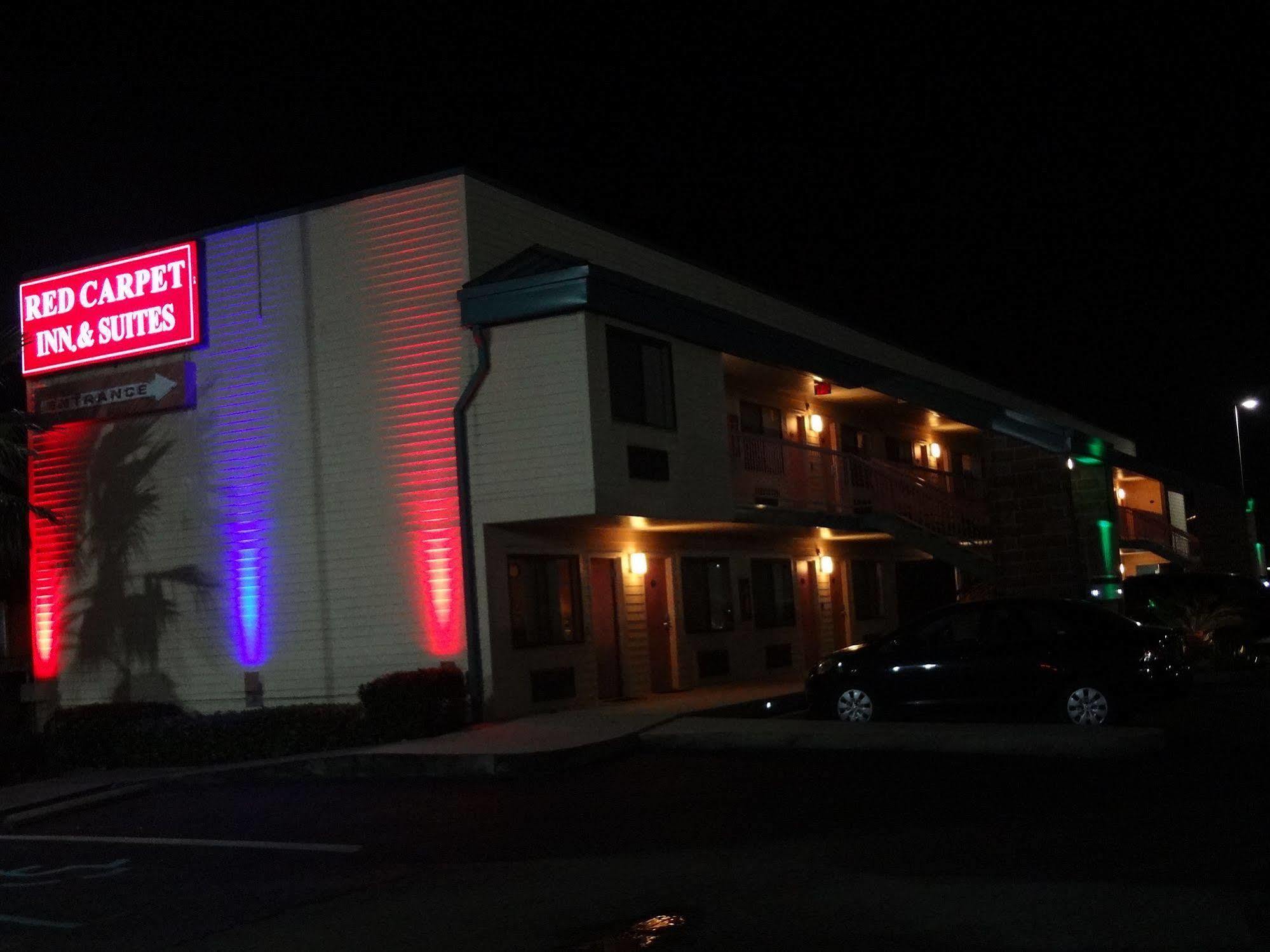 Nola Inn & Suites นิวออร์ลีนส์ ภายนอก รูปภาพ
