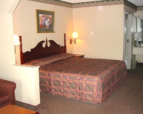 Nola Inn & Suites นิวออร์ลีนส์ ห้อง รูปภาพ